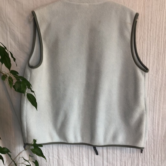 OLD NAVY size L light blue & gray accents with 3 pockets high neck, fleece vest - Picture 6 of 10